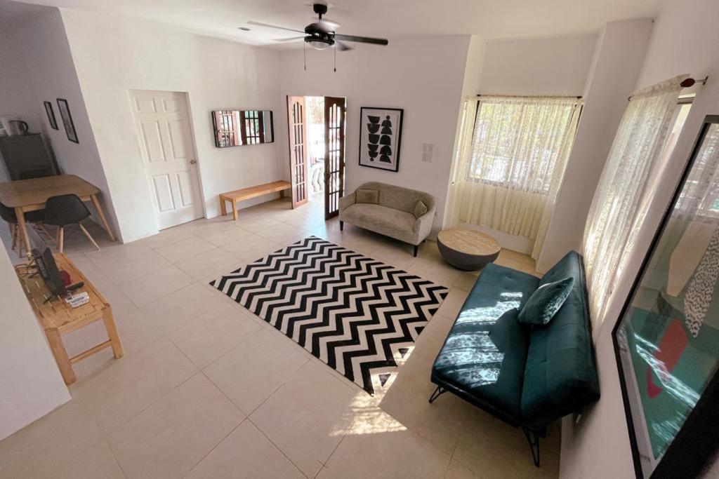 Beth'S Villa Moalboal Extérieur photo
