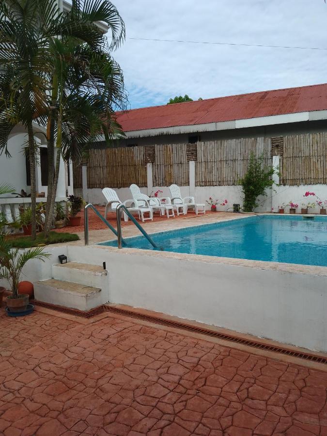 Beth'S Villa Moalboal Extérieur photo