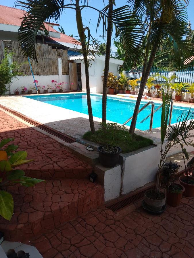Beth'S Villa Moalboal Extérieur photo