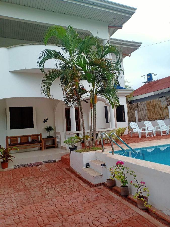 Beth'S Villa Moalboal Extérieur photo